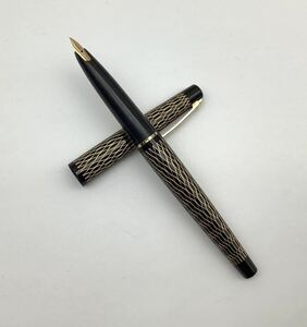 53 万年筆 SHEAFFER シェーファー ペン先 14K 585 USA 軸カラー ゴールド波模様×ブラック 筆記用具 文房具