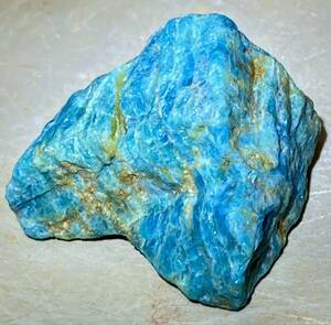 madaga Skull production natural neon blue apatite raw ore 55.08g