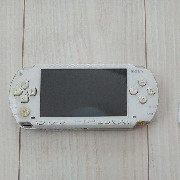 PSP　ジャンク　本体のみ　ソフトおまけ ホワイト