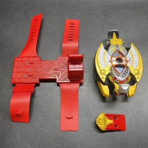 現状品 仮面ライダーキバ 変身回転ブレス タツロット バンダイ 玩具 箱無し 説明書無し 欠品あり 中古 稀少 動作品