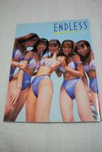 写真集 ① Endless 2001 初版 ★ レースクイーン ★ 横山いづみ・三浦由佳・桜井茜・若林こころ・鮎原望 他 ★ 中古品_画像1