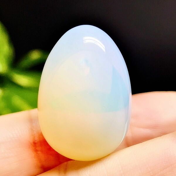 【超美品】イミテーションオパール　オパール　玉子　卵型　置物　天然石
