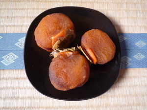 ** own made **. inside persimmon . made dried persimmon *10 piece * beautiful taste ...!