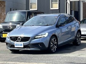 【諸費用コミ】:2018年 ボルボ V40 T5 AWD サマム 4WD 1オーナー