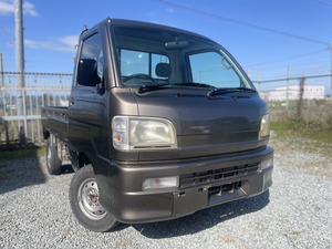 【奈良Prefecture天理市】Daihatsu Hijet Truck Air conditioner Power steering SP 乗って帰れます 全塗装 5MT