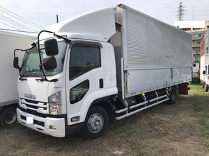 Isuzu☆Forward ☆ウィングvehicle☆軽油☆ディーゼル☆R1989登録☆最大積載量2800kg☆運転席べットincluded☆走行8万キロ台