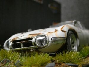 昭和レトロ 1/32 TOYOTA 2000GT 情景ジオラマ完成品 ケース付