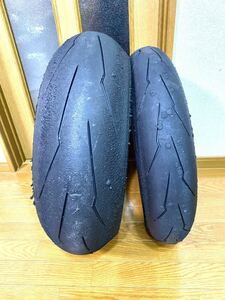 * Pirelli Diablo super Corsa V3*120/70/17 200/55/17*