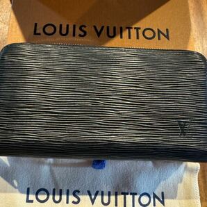 美品 LOUIS VUITTON ルイヴィトン エピ ジッピーウォレット 黒 レザーの画像2