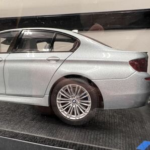 KYOSHO 京商 1/18 BMW M5 Silverstone II 美品 ダイキャストカー パラゴン paragon dealer edition diecastの画像4