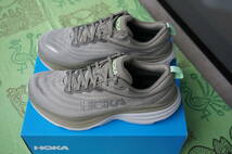 ★新品・未使用★　■ホカオネオネ　ボンダイ8　オリーブ　サイズ27．5ｃｍ■HOKA ONE ONE BONDI 8 　　サイズ9.5D　1123202/OHMR _画像3