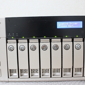 ★QNAP TVS-863 8000GB (1000GX8) Golden Cloud Turbo NAS★の画像2