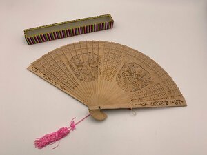 □★中国 扇子 土産品 保管品 ほのかな香り (S0415)