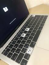 【バッテリー無し】MacBookPro Retina 13インチ2017 Two Thunderbolt3 Port /Core i5/SSD 無し/メモリ16 GB ジャンク_画像2