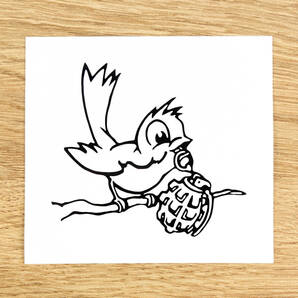 バンクシー #95　小鳥　手榴弾　止り木　ミリタリー　カッティングステッカー　ストリートアート　シール　ウォールステッカー　壁紙シール
