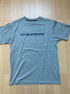 21AW F.C.Real Bristol MLB TOUR BIG TEAM LOGO TEE FCRB Ｌヤンキース Tシャツ SOPH New York Yankees ブリストル グレー