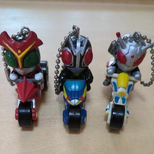 仮面ライダーマシーン付ライダー　キーホルダー　仮面ライダーストロンガー＆仮面ライダースーパーワン＆仮面ライダーBLACK　