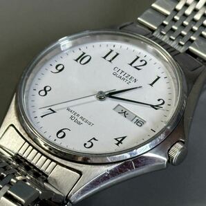 1円〜◆CITIZEN シチズン QUARTZ クォーツ 5500-F501131 白文字盤 メンズ腕時計 稼働品の画像9
