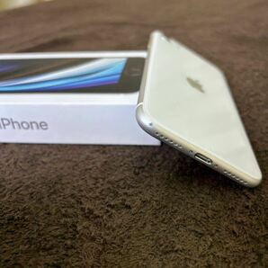 iPhone SE 第2世代 64GB ホワイト MHGQ3J／A Y! mobile の画像7