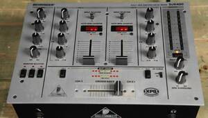 Behringer DJX-400 б/у рабочий товар 