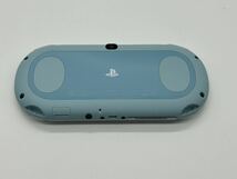 美品 PSVita PCH-2000 ライトブルー/ホワイト_画像3