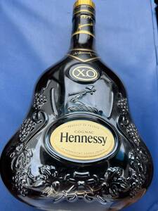 Hennessy XO ブランデー 金キャップ 700ml