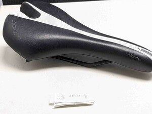 Bontrager ボントレガー affinity サドル SADA231212B