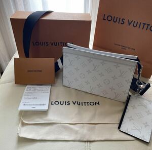 ルイヴィトン LOUIS VUITTON タイガラマ　ガストン　ウェアラブル　ウォレット　ショルダーバッグ