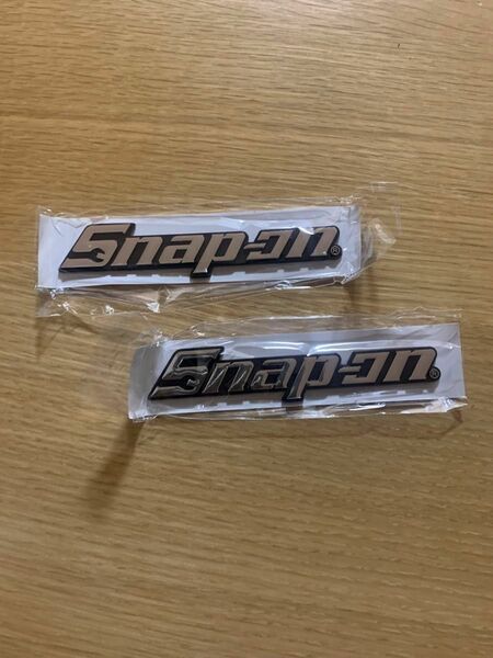 スナップオン（Snap-on）シルバーエンブレムステッカー 2枚セット 117mm