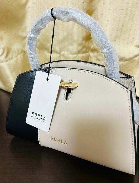 フルラ ハンドバッグ FURLA ジェネシ　新品未使用 2way