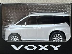 カラーサンプル プルバックカー TOYOTA トヨタ VOXY ヴォクシー ホワイトパールクリスタルシャイン