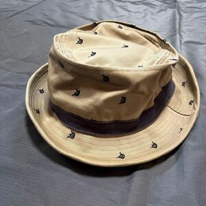  beautiful goods The da fur ob cent George bucket hat bake is beige total pattern navy embroidery Logo man and woman use free size free shipping 