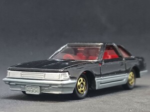 ◆日本製トミカ/黒箱(1/65)◆トヨタ ソアラ 2800GT(Z10/黒メタ&銀)◆箱なし/ルース/小傷有★夢屋JT236★