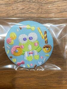 サンリオ　刺繍缶バッジ　けろけろけろっぴ