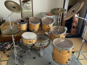 Pearl Birch Shell 7 point drum set used rare goods..