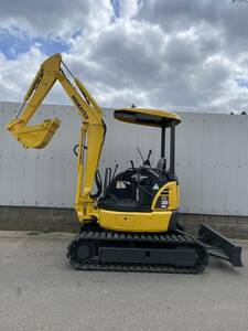 Komatsu PC30MR-3 油圧ショベル , 2115hours 中古Mini Excavator 、倍速、マルチ、3tクラス、全国陸送可能300kmまで送料無料　下取り可能