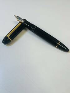 ★MONTBLANC/モンブラン　MEISTERSTUCK/マイスターシュテュック 万年筆 No.149 ペン先 4810 14K 585刻印　ケース インク 付　現状品