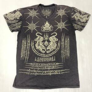 ◎size:XL【WORK】タイ文字　VネックTシャツ　神様　虎　グレー系　ユーズド　薄手 Thailand サクヤン tattoo Tiger 獅子　バンコク