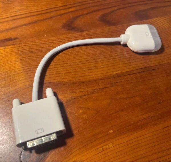 【Apple純正】美品:Apple DVI to VGA 591-0119:アップル:DVI-VGA変換アダプタ