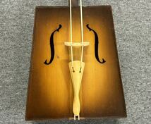 S4D632◆ 馬頭琴 モリンホール モンゴル伝統楽器 弦楽器 ケース付き_画像2