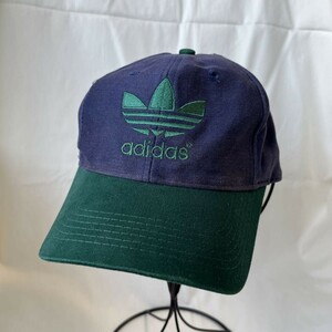 adidas アディダス 帽子 キャップ 刺繍 トレフォイル 紫 緑 8239