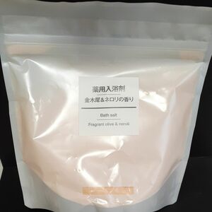 無印良品 金木犀 ネロリ入浴剤 380g スプーン付き 金木犀 ネロリの香り 薬用入浴剤 入浴剤