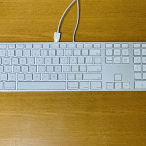 Apple USB Keyboard テンキー付き US配列 A1243の画像1