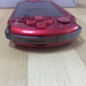 24-0030AK プレイステーションポータブル PSP-3000 レッド 動作品 バッテリー欠品 ACアダプター付属の画像8