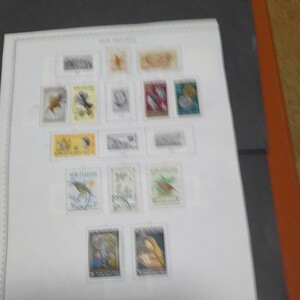  new ji- Land 1962/72 issue stamp album li-f. pasting collection, most unused, condition excellent 