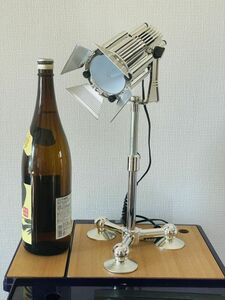 STUDIO LAMP スタジオランプ　スタジオライト　おまけ電球付　点灯確認　什器　インテリア　100V40W 現状品