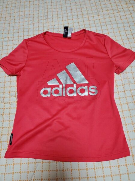 adidas Tシャツ 半袖Tシャツ