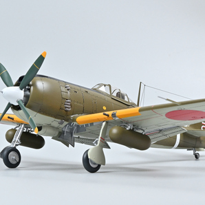 ★ ハセガワ 1/48 中島 キ84 四式戦闘機 疾風 飛行第22戦隊 プラモデル完成品 ★の画像3