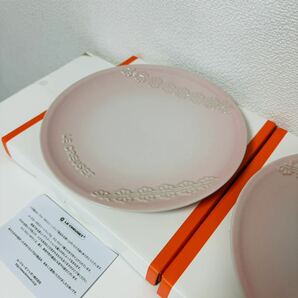 新品 Le Creuset ル・クルーゼ レースレリーフ 19cm 2枚セットの画像5