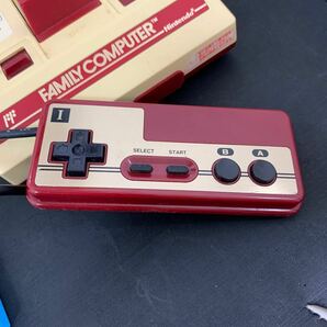 1円〜 ニンテンドー 任天堂 Nintendo ゲーム機 ファミリーコンピュータ ファミコン 本体 カセット セット K3050の画像3